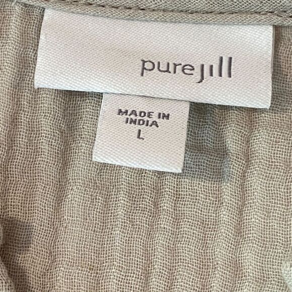 1428 Pure Jill Blouse Size L Cotton Seersucker Light Warm Gray Buttondown  New - Picture 5 of 9
